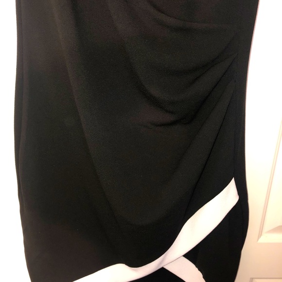 Asymmetrical Dress - Picture 2 of 4